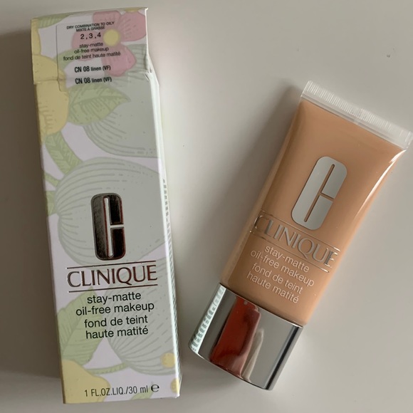 NEW Clinique foundation CN08 - Picture 1 of 3